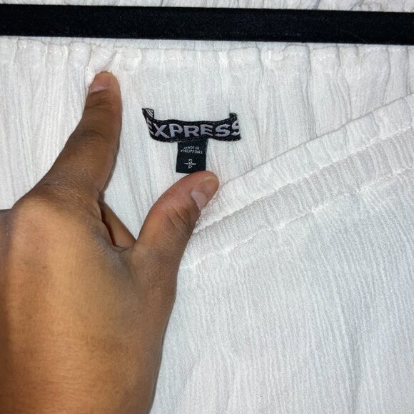 Express off the shoulder white top - Picture 3 of 3